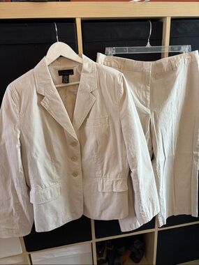 Attention Cream Pinstripe Cotton Blazer and Cropped Trousers 16